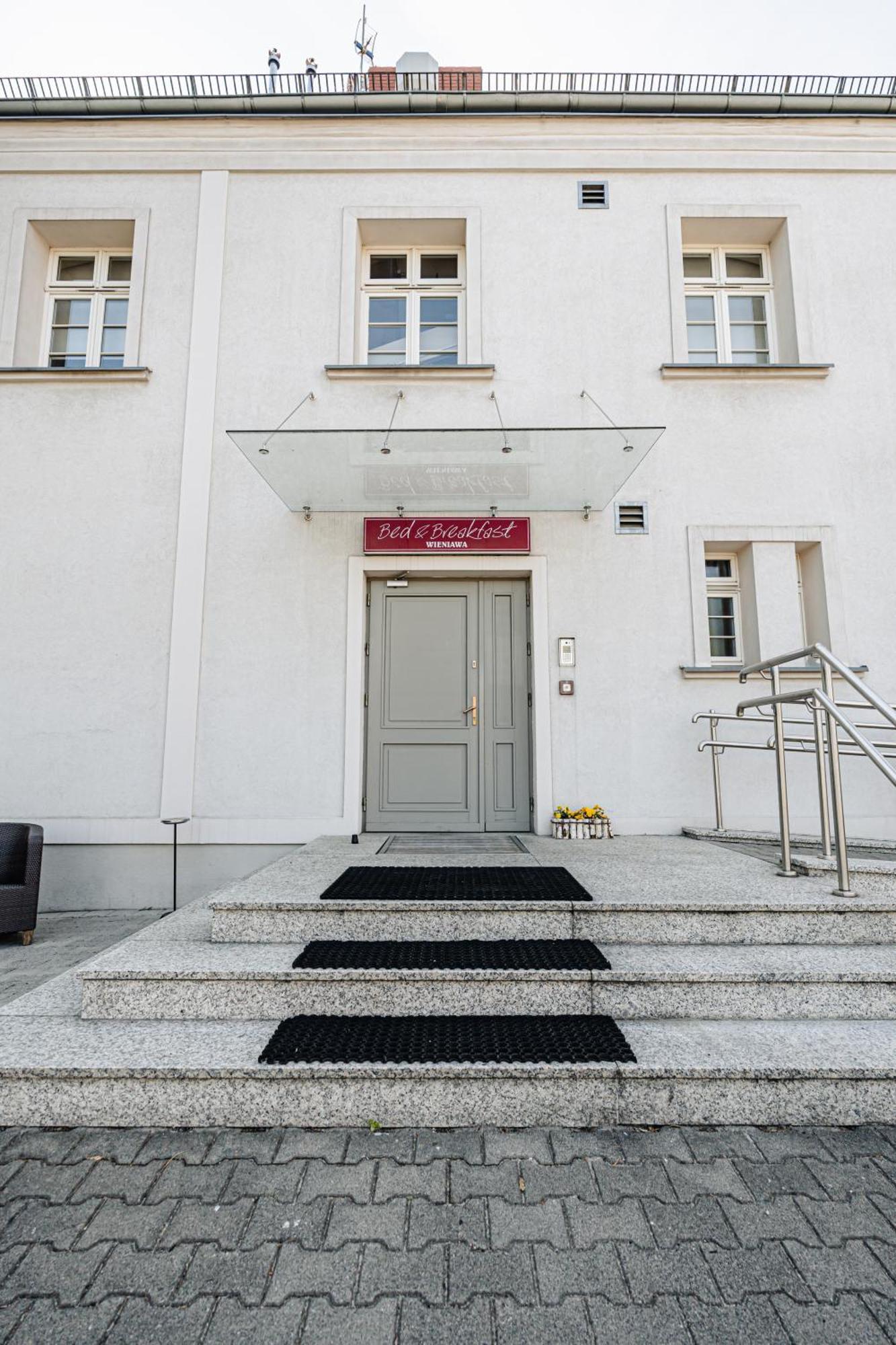 B&B Wieniawa Parking I Sniadanie W Cenie! Breakfast And Parking Included! Лешно Экстерьер фото